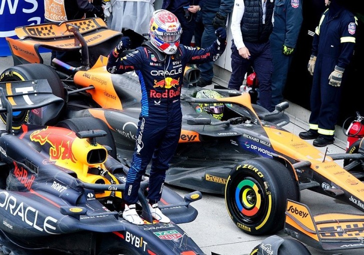 ape-mpe-f1-can-verstappen.jpg?v=0