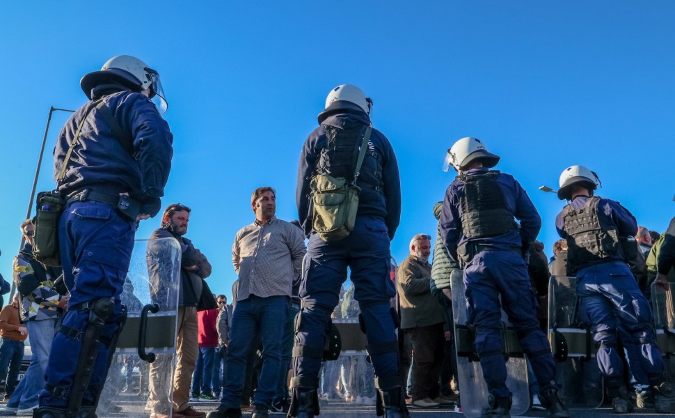 Έξι αιτήματα από τους αγρότες, έξι απαντήσεις από την κυβέρνηση / Φωτ. Eurokinissi