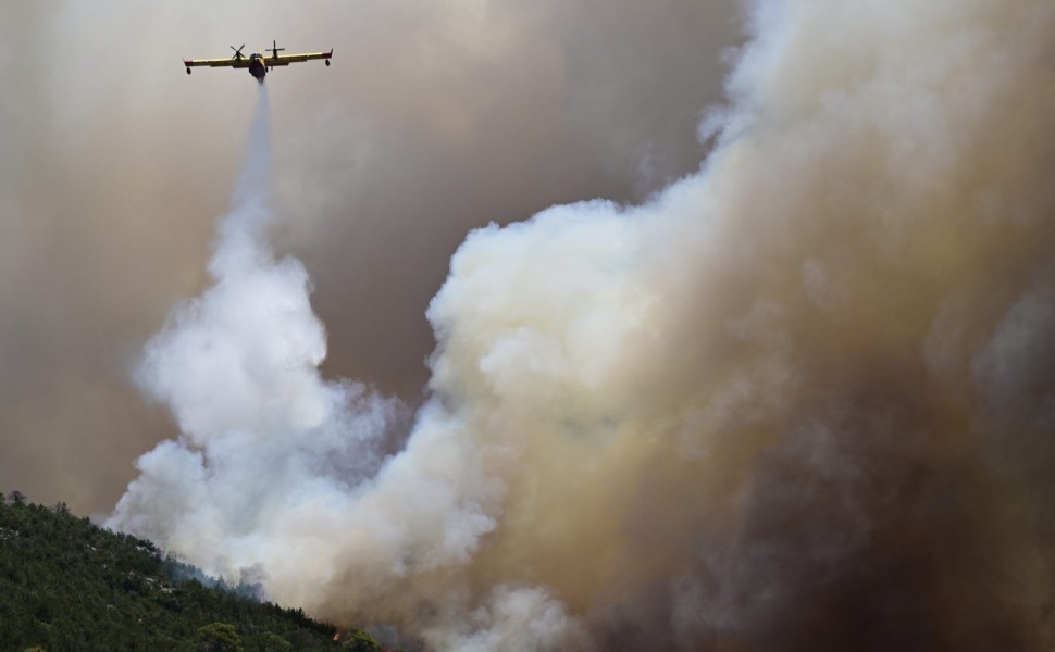 Πυρκαγιά στα Δερβενοχώρια, Τρίτη 18 Ιουλίου 2023. 
(ΜΙΧΑΛΗΣ ΚΑΡΑΓΙΑΝΝΗΣ/EUROKINISSI)