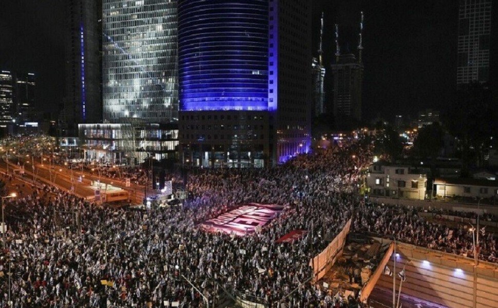 Israelis protest against plans by Prime Minister Benjamin Netanyahu's government to overhaul the Israel's judicial system, in Tel Aviv, Israel, Saturday, March 18, 2023. (AP Photo/Tsafrir Abayov)