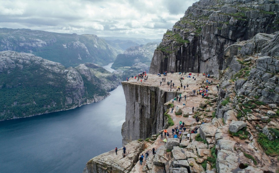 Preikestolen, Νορβηγία / πηγή: Unsplash