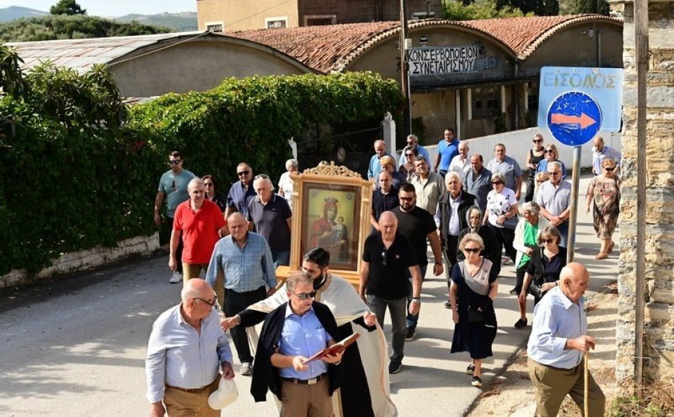 Λιτανεία από τον ελαιουργικό συναιτερισμό Πτελέου Μαγνησίας, credits: e-almyros.gr