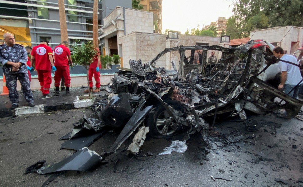 Στιγμιότυπο από την επίθεση στη Δαμασκό, που αποδίδεται στο Ισραήλ. Φωτό: Reuters