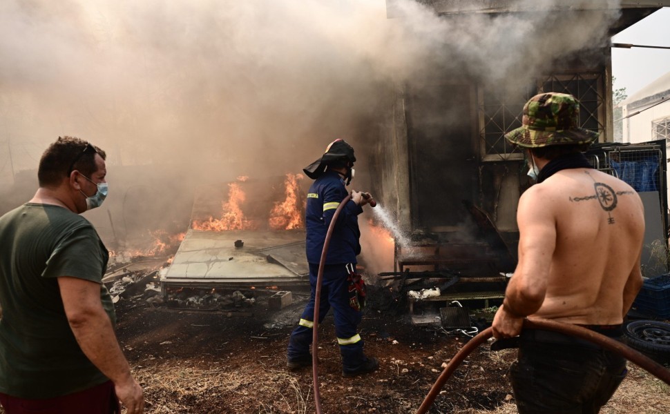 Πυρκαγιά στα Δερβενοχώρια, Τρίτη 18 Ιουλίου 2023. 
(ΜΙΧΑΛΗΣ ΚΑΡΑΓΙΑΝΝΗΣ/EUROKINISSI)